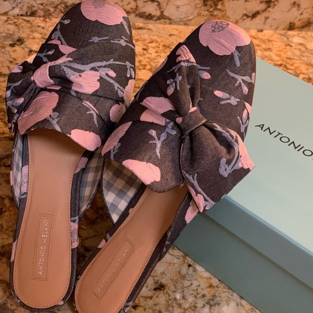 Antonio Melani “Mohana Orchid Flower” Mule